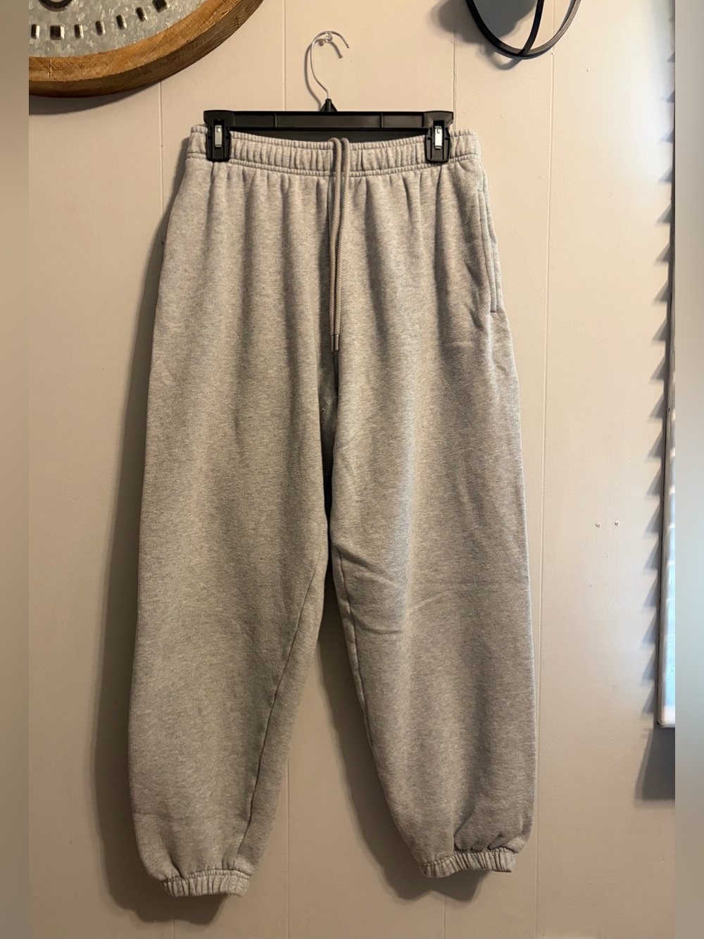 PINK Victoria's Secret Light Gray Womens Fleece Joggers